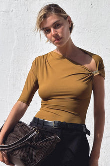 ÉLAN TOP