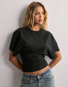 WHITE SLEEVE TEE