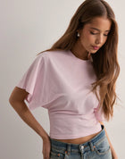 WHITE SLEEVE TEE
