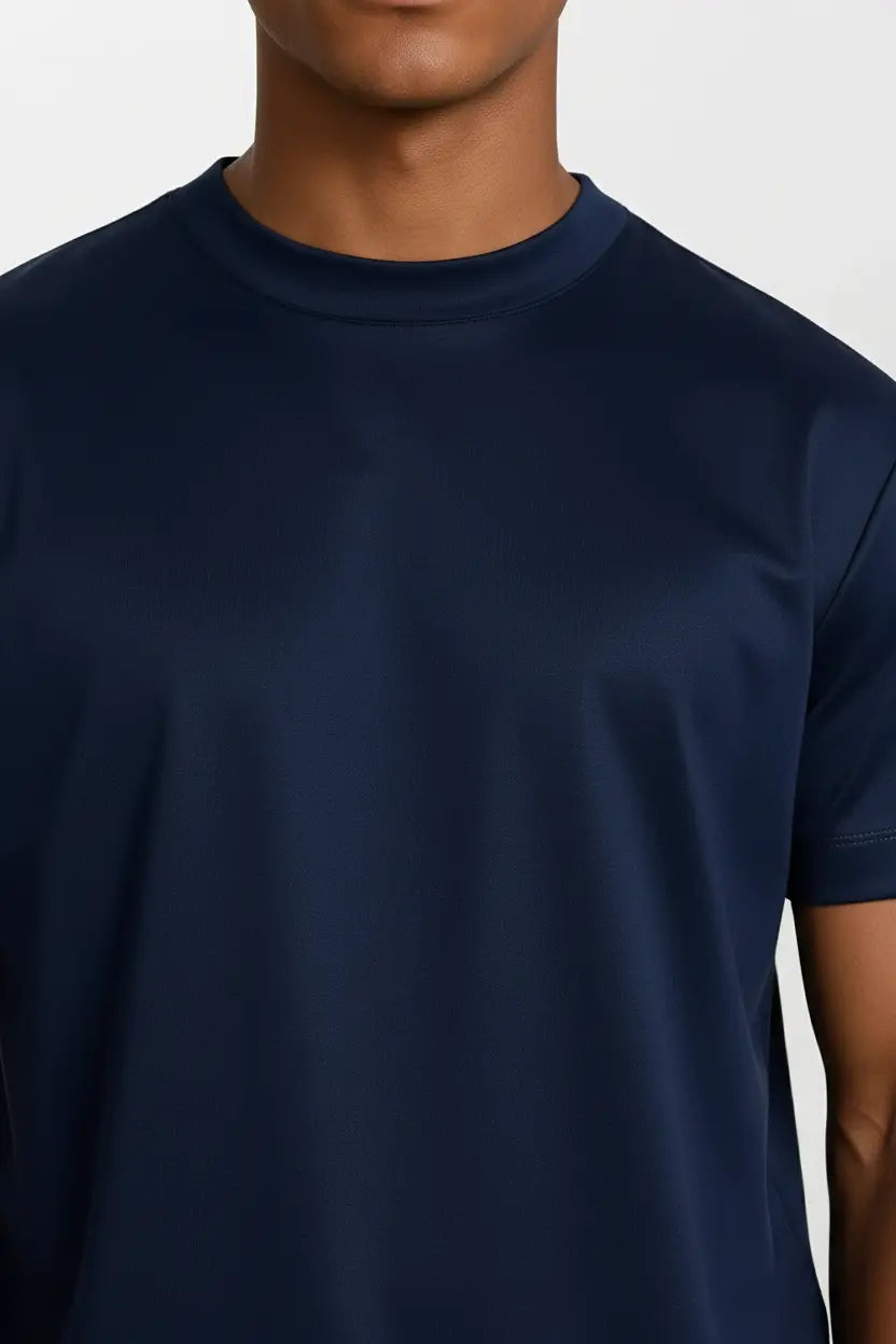 MINIMAL MOCK-NECK TEE